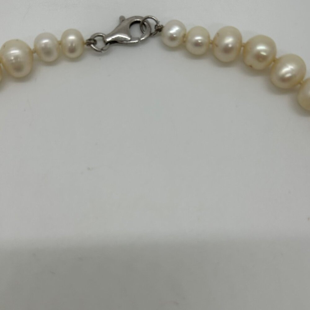 Cultured Pearl Necklace With Sterling Silver Lobster Clasp 18" Freshwater - Picture 12 of 14